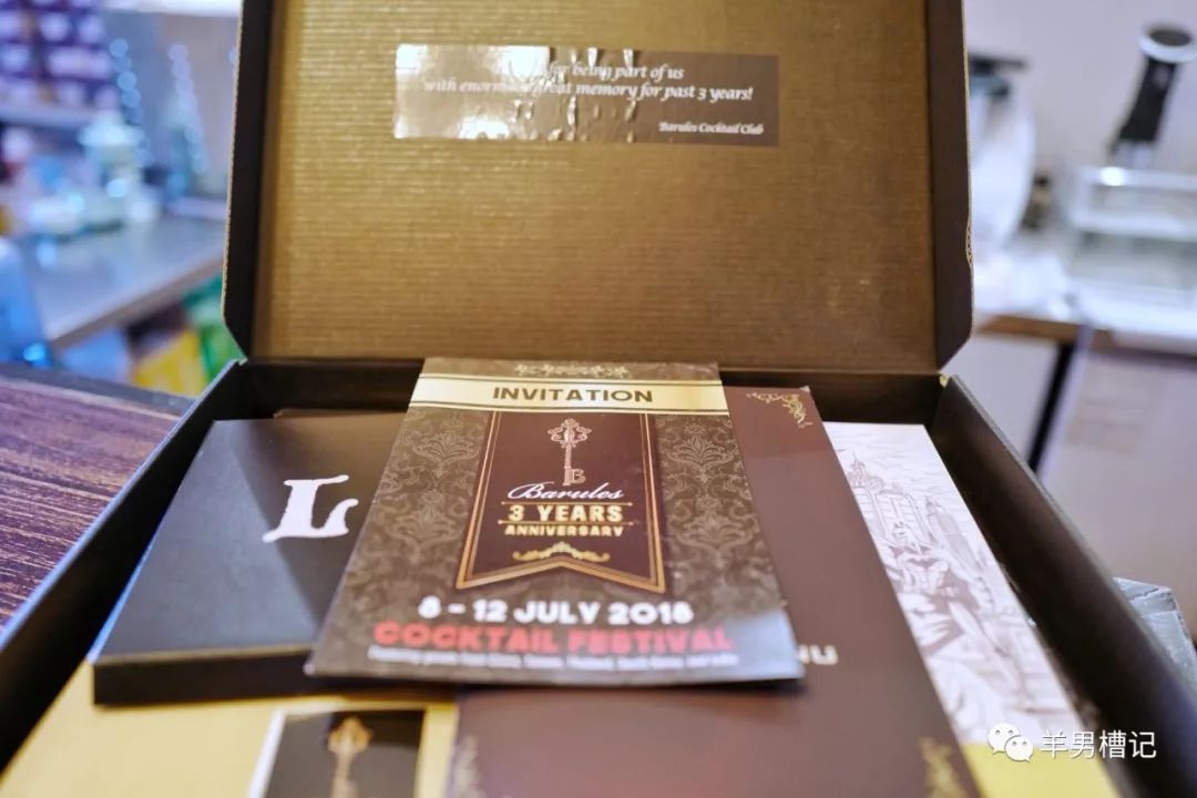 去酒吧除了点酒还需要点什么,去酒吧吧台如何点酒