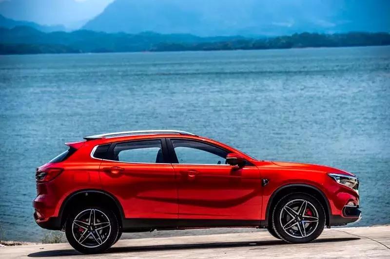 试驾陆风逍遥,性能超越方显逍遥本色