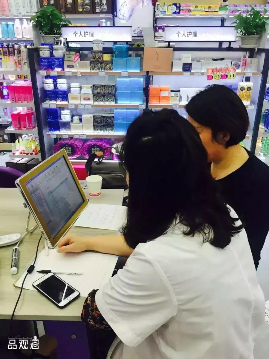 中国有多少家化妆品免税店,开一家国产化妆品店要多少钱