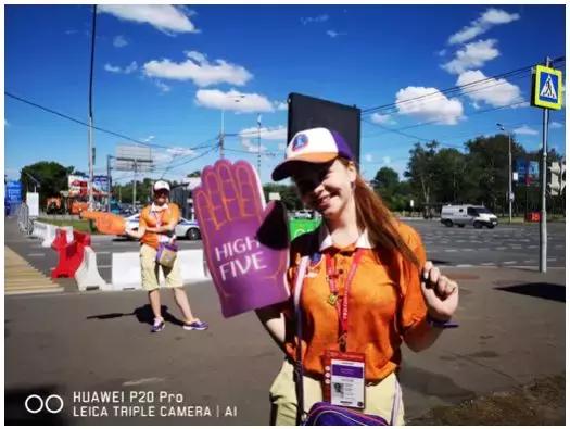 鍗庝负p20pro棣栨涓夋憚,鍗庝负p20pro寰曞崱涓夋憚