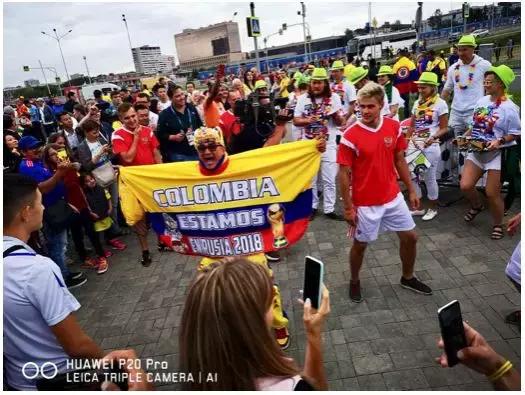 鍗庝负p20pro棣栨涓夋憚,鍗庝负p20pro寰曞崱涓夋憚