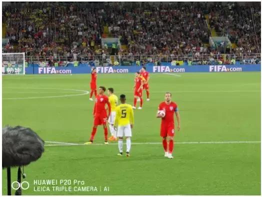 鍗庝负p20pro棣栨涓夋憚,鍗庝负p20pro寰曞崱涓夋憚