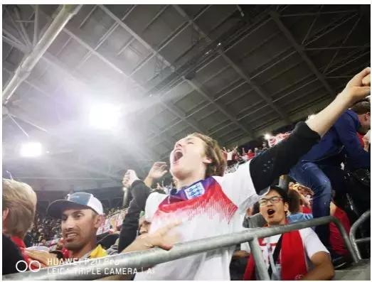 鍗庝负p20pro棣栨涓夋憚,鍗庝负p20pro寰曞崱涓夋憚