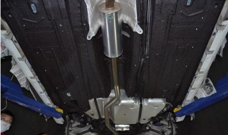 买新车时无条件赠送底盘装甲地板,沃尔沃新车有必要装底盘装甲吗