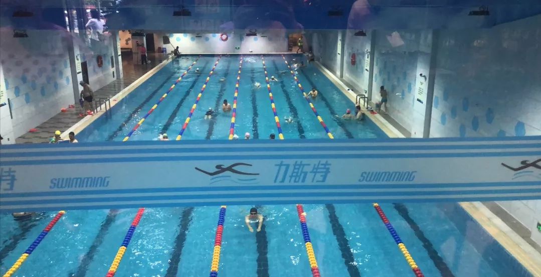 长春适合去的游泳馆,清凉一夏泳池