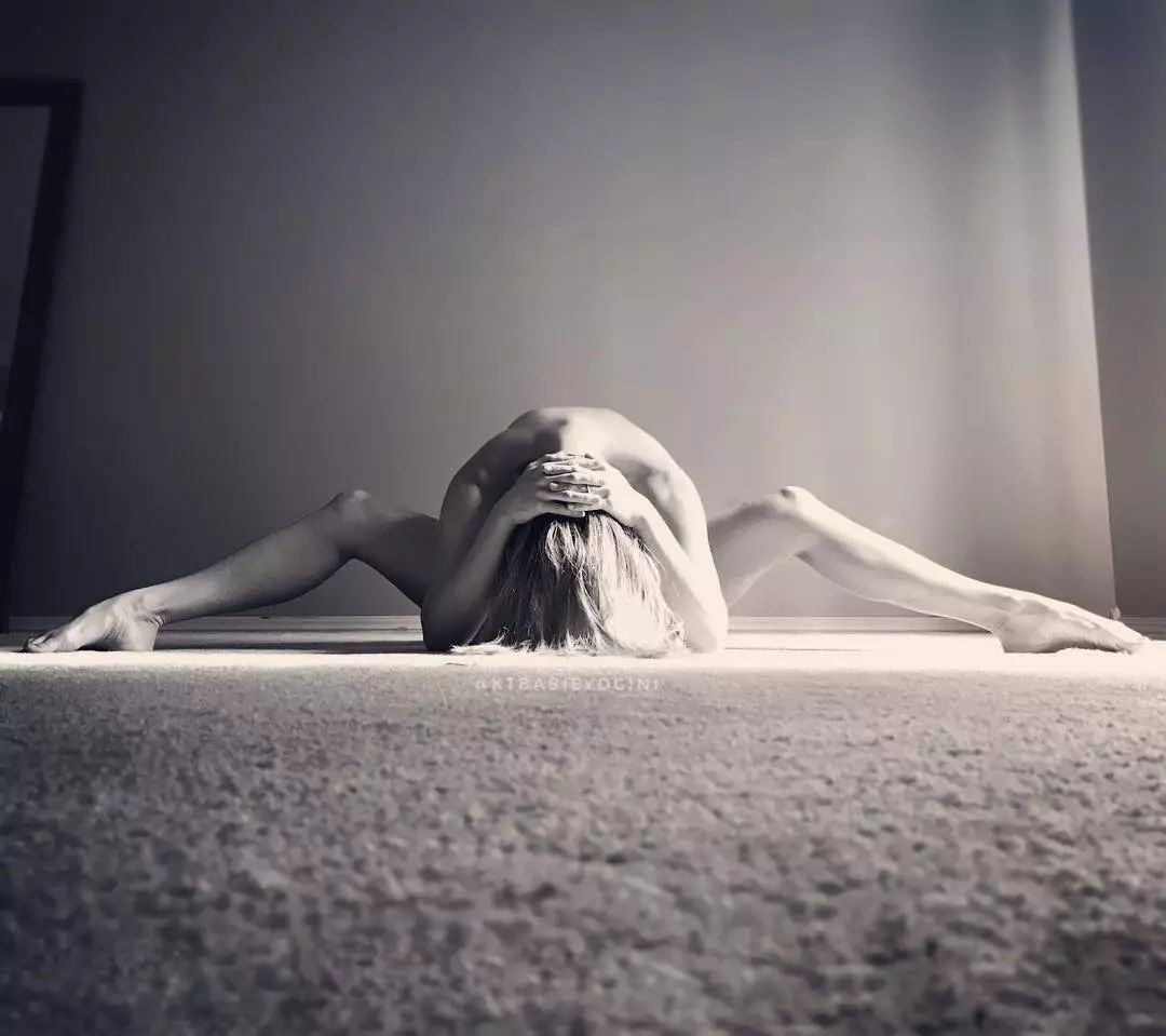 瑜伽辣妈全身照,瑜伽辣妈高清图片