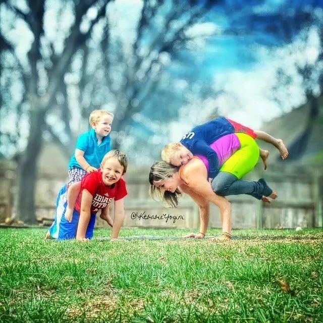 瑜伽辣妈全身照,瑜伽辣妈高清图片
