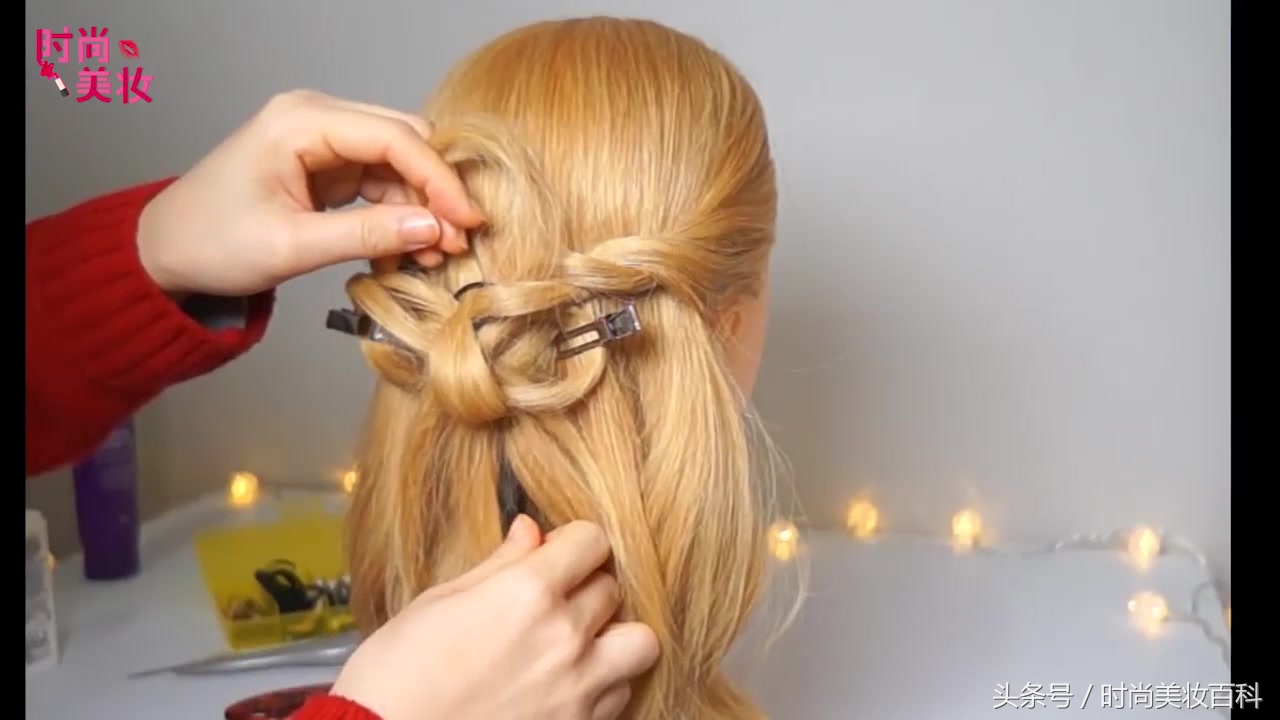蝴蝶结头饰怎么扎头发可爱,发型带有蝴蝶结好看可爱俏皮简单