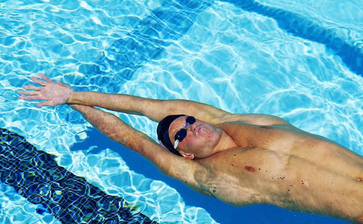 游泳哪个动作减肥最快有效,游泳减肥的正确方法快速甩掉脂肪