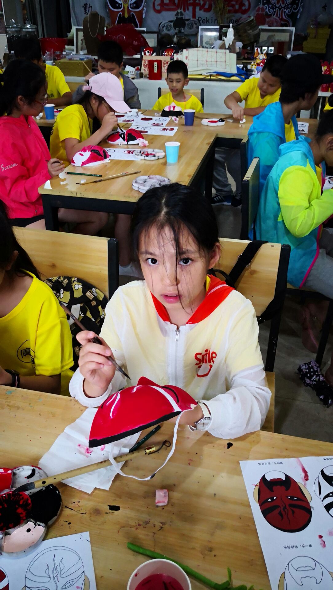 中国传统文化京剧旦角脸谱简笔画,幼儿园中国传统文化脸谱主题墙