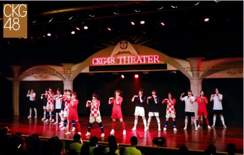 世界杯足球表演,化身足球