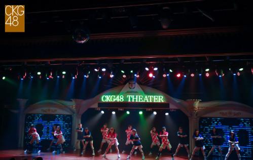 世界杯足球表演,化身足球