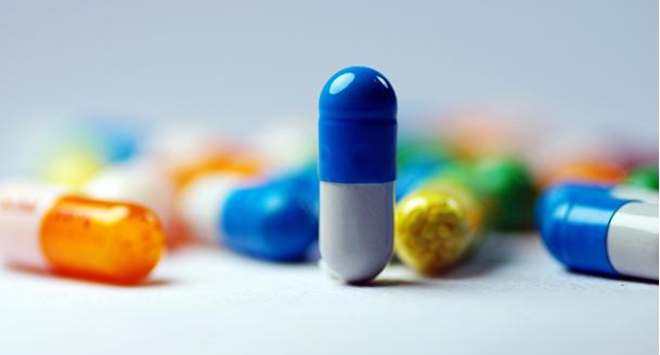 吃得起药，活得起命