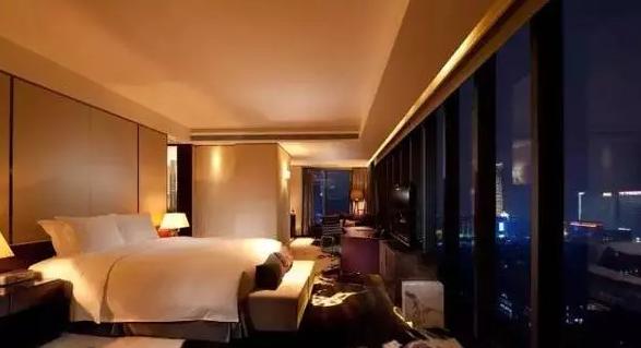 牛！广州超壕的4家五星级大酒店，一年工资也未必住得起！