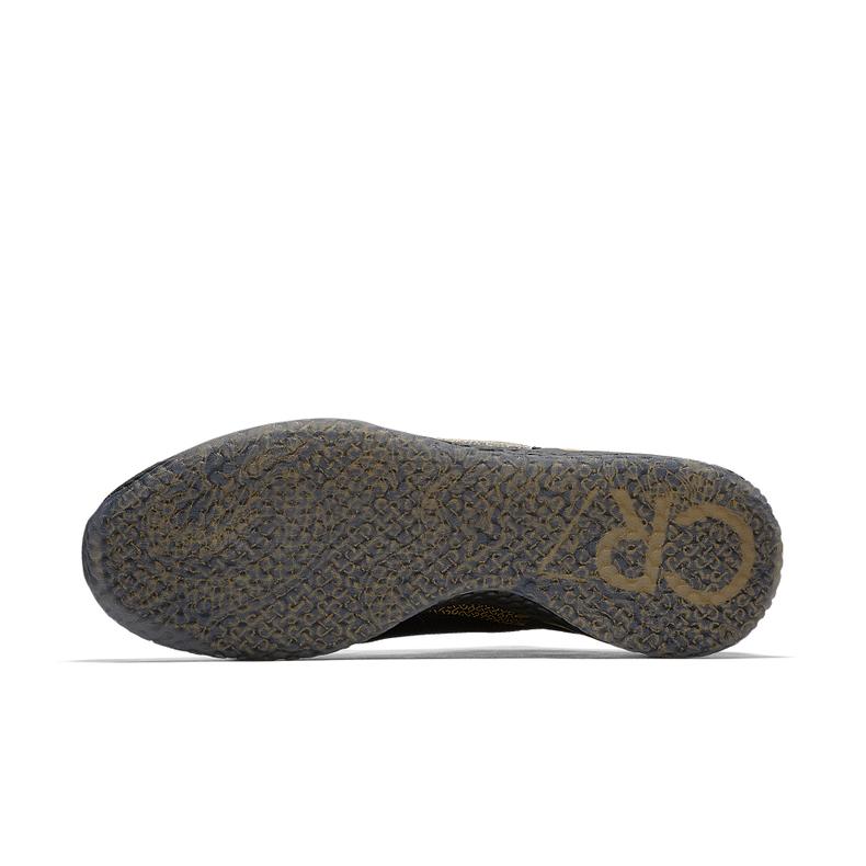 c罗最新鞋,c罗王者霸气