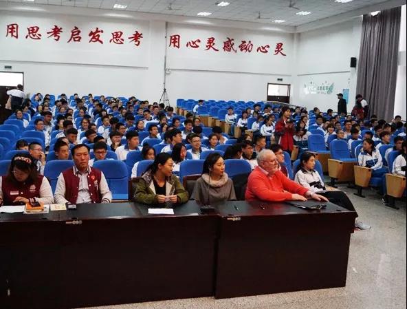 “激扬七年,共筑未来”英鹏国际教育学校喜迎七周年校庆!