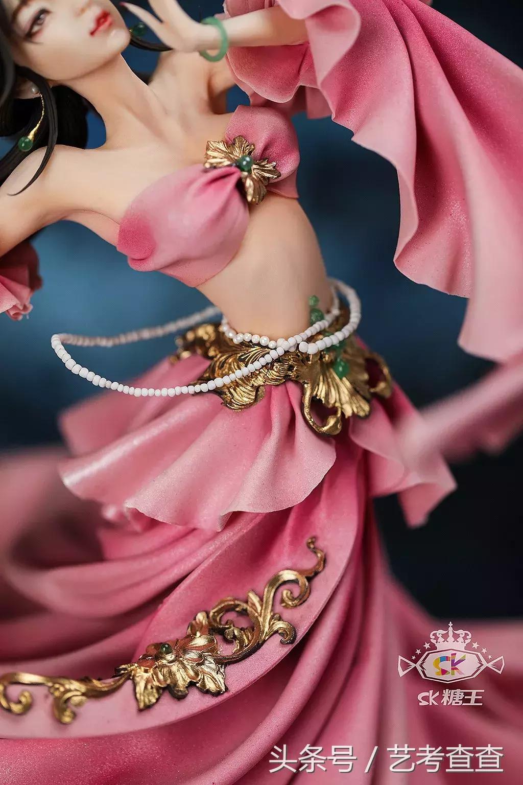 她做的甜品超级治愈,古风美人蛋糕