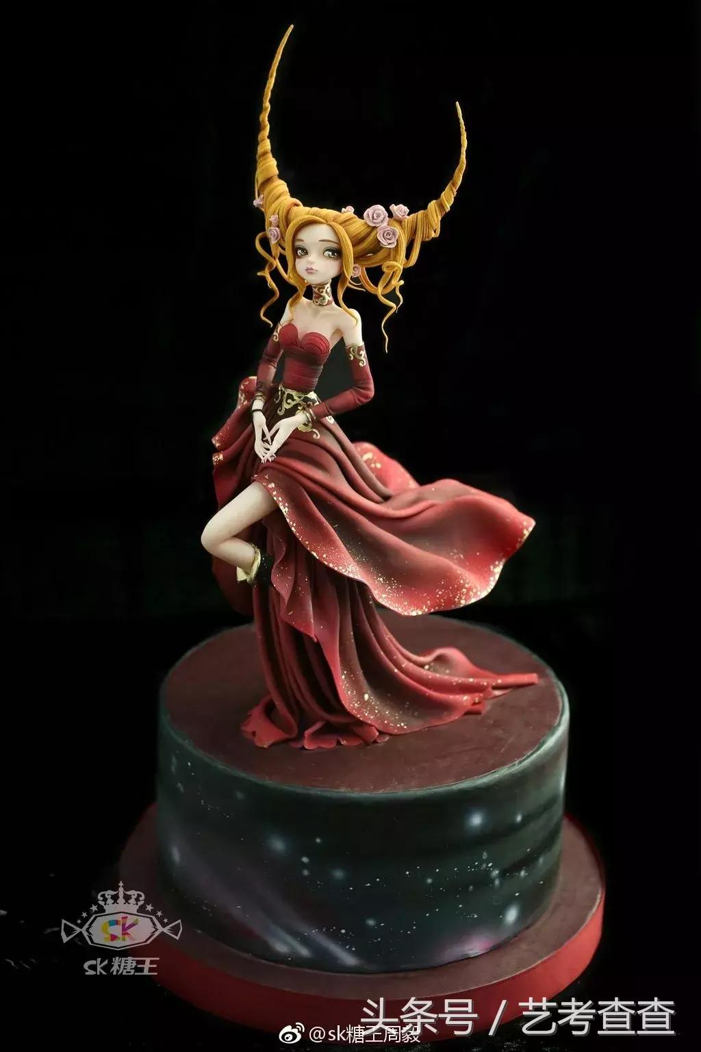 她做的甜品超级治愈,古风美人蛋糕