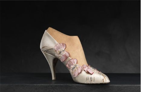 意大利salvatoreferragamo图片,salvatoreferragamo2022春夏