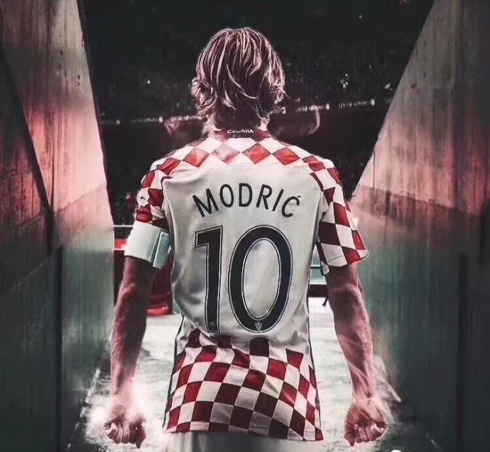 克罗地亚男人们的聊天中离不开的三个话题：政治、女人和足球