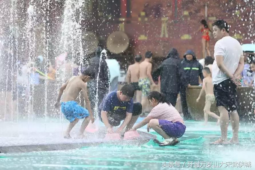 万岁山清凉节的视频,万岁山清凉节