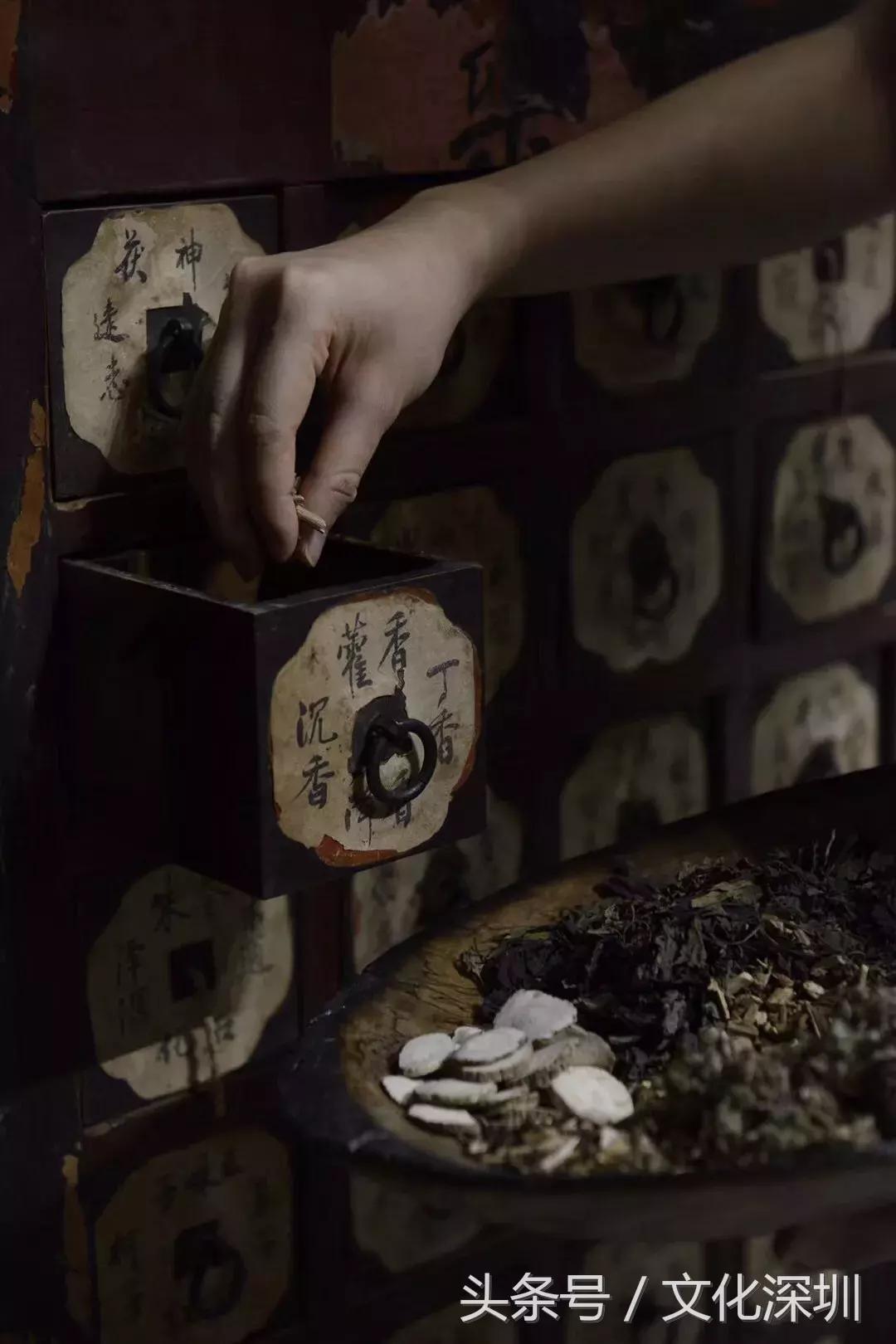 你手中那碗龟苓膏，曾经救过20万人的命