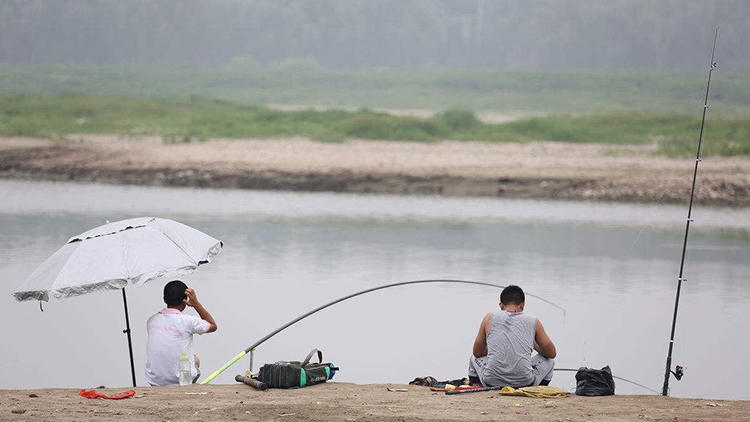 新手怎么挑选手竿,新手如何选择钓竿