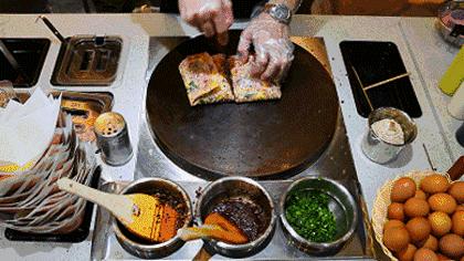 卖煎饼果子一年80万,摆摊卖煎饼果子30年