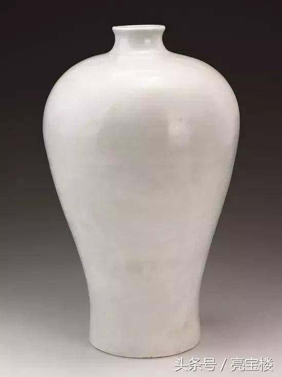 亮宝楼艺术博物馆创办人,亮宝楼里的文物