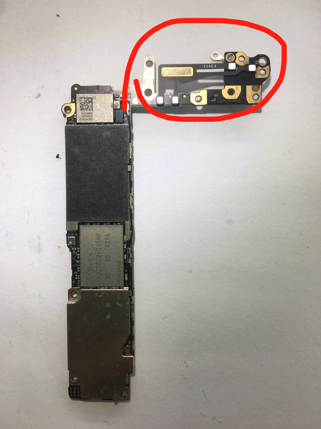 为什么苹果手机的wifi变灰,苹果13promaxwifi信号差咋解决