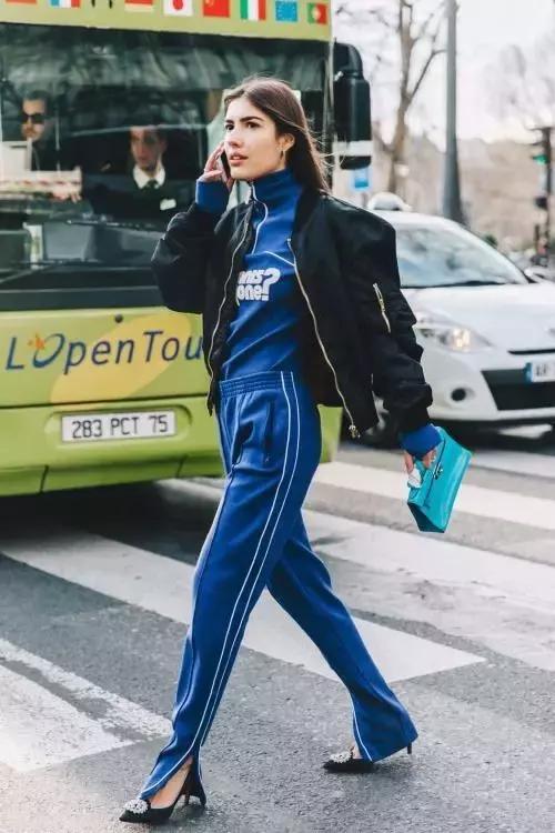 夏天开叉裙子里面可以穿牛仔裤,中长开叉裤裙穿搭