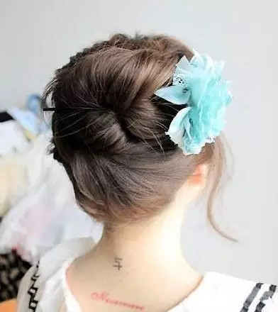 一分钟完成的编发,6款超简单气质编发60秒内就能学会