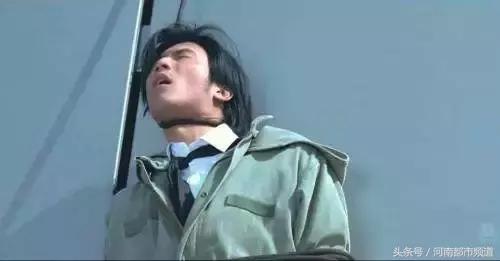 背起吉他的谢霆锋,才是我们记忆中的那个谢霆锋!