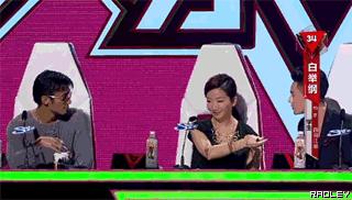 背起吉他的谢霆锋,才是我们记忆中的那个谢霆锋!