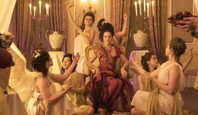 年度最污英剧回归,这群*女妓**又作什么妖