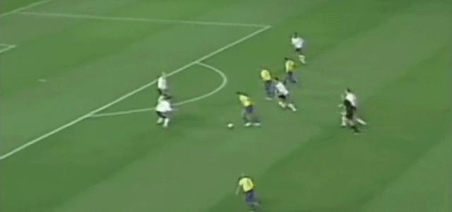 莫德里奇实至名归,世界杯金球奖莫德里奇