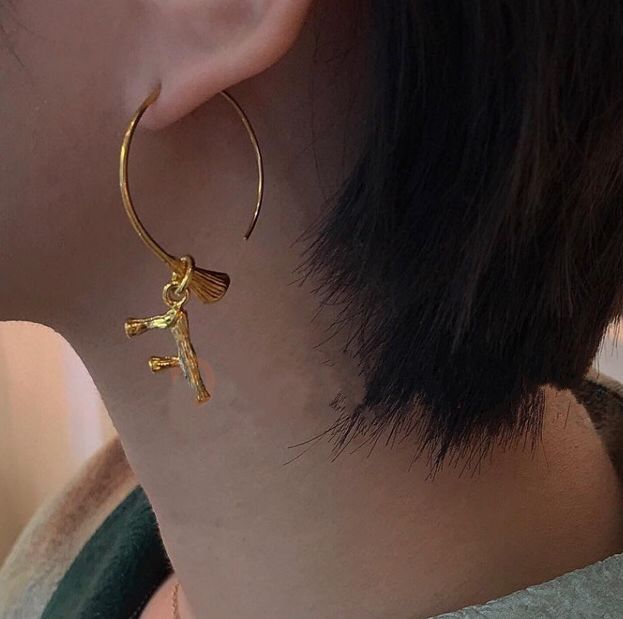 好看的皮囊千篇一律，有趣的耳环万里挑一！耳环选的好你脸最小！