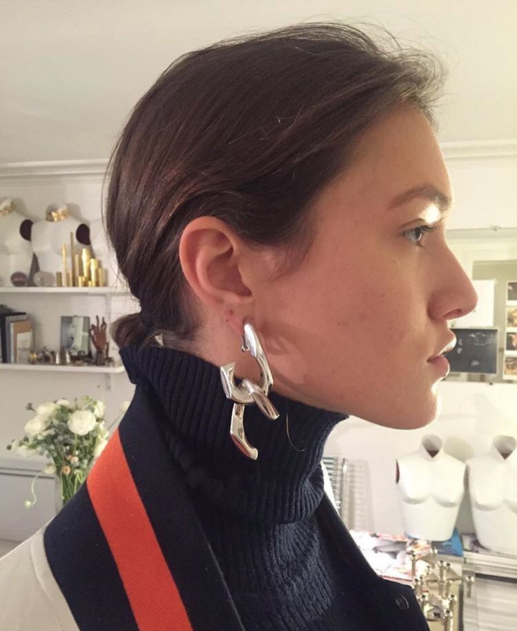 好看的皮囊千篇一律，有趣的耳环万里挑一！耳环选的好你脸最小！