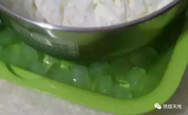 蛋糕抹面不垂直的技巧,蛋糕抹面粗糙怎么挽救