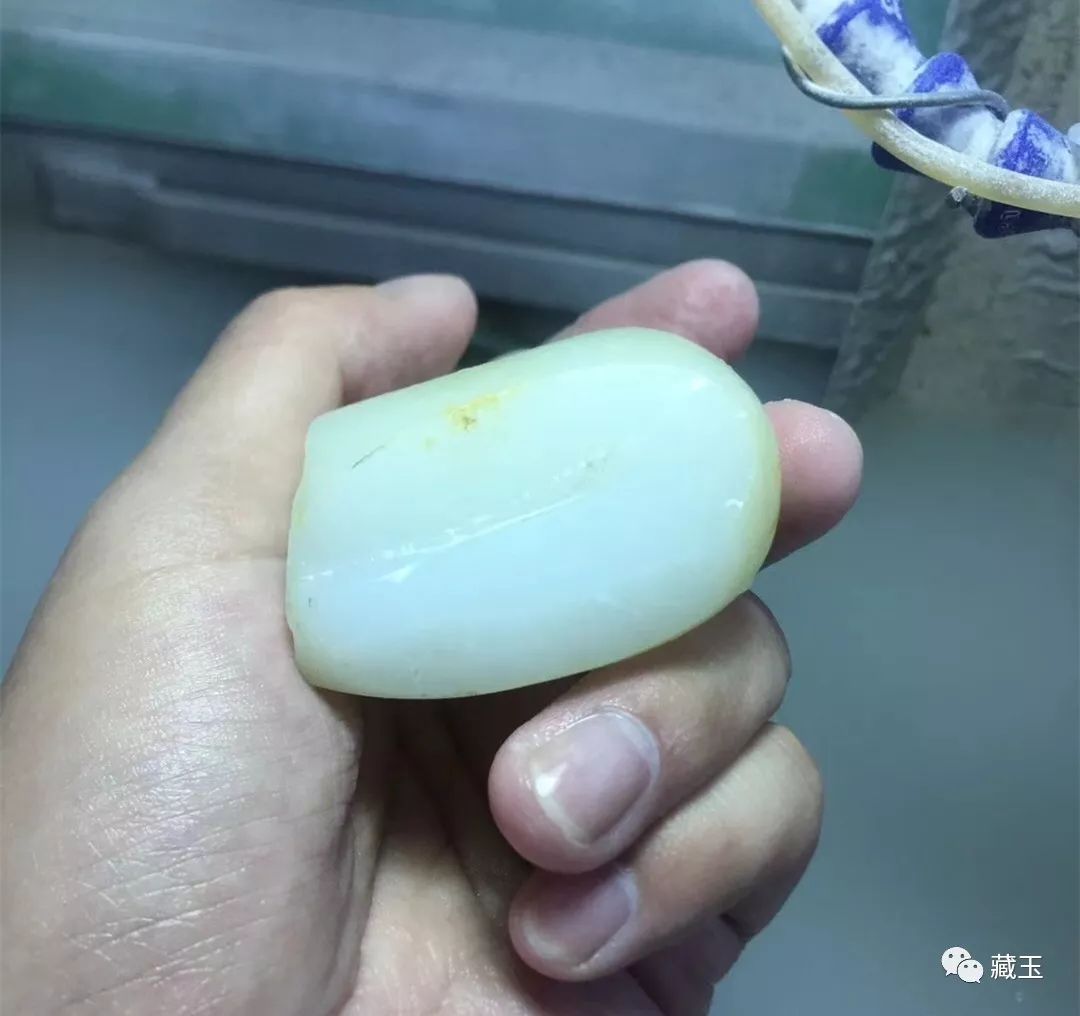 为什么有的和田白玉那么便宜,直播卖和田玉的为啥那么便宜