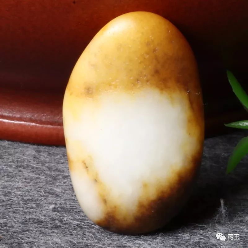 为什么有的和田白玉那么便宜,直播卖和田玉的为啥那么便宜