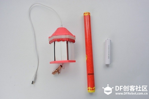 小灯笼手工制作里面可以发光,怎么做简易小灯笼会发光