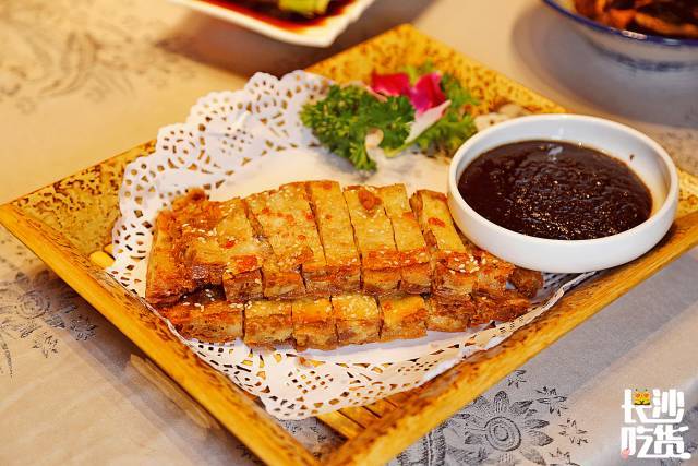 最新长沙美食推荐必吃,长沙美食攻略本地人带你吃遍全城