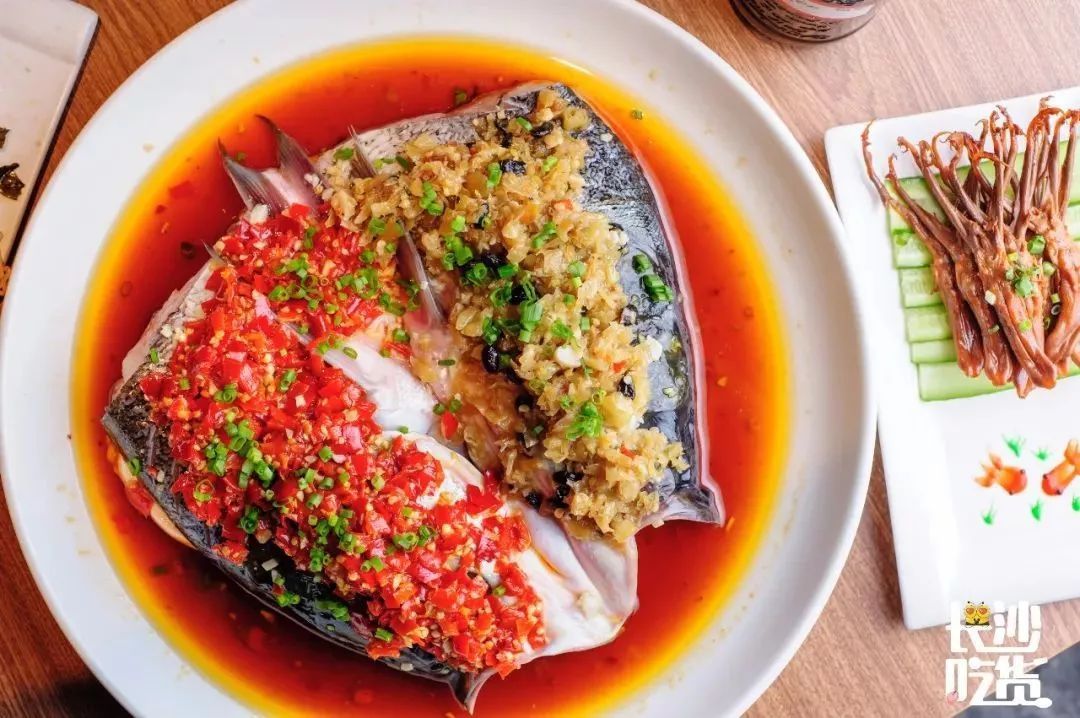 最新长沙美食推荐必吃,长沙美食攻略本地人带你吃遍全城