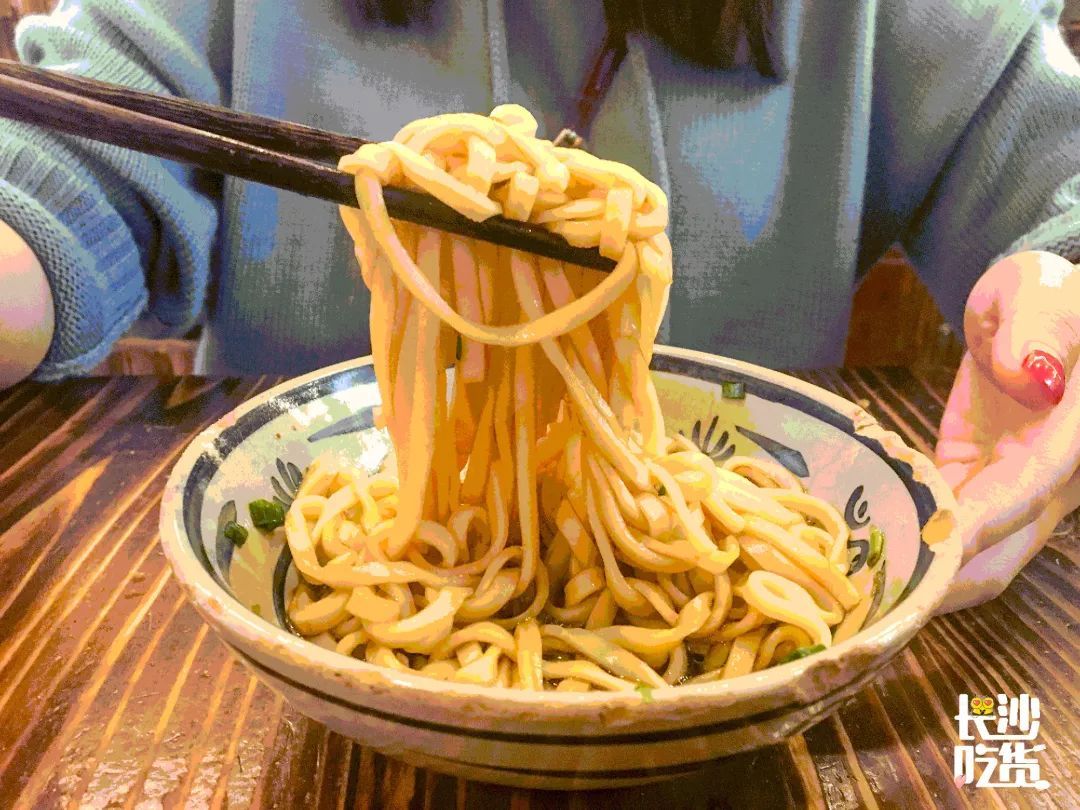 最新长沙美食推荐必吃,长沙美食攻略本地人带你吃遍全城