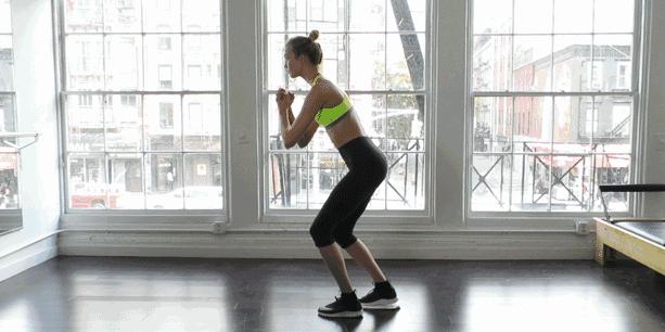 许晴臀肌肉训练视频,49岁许晴身材苗条