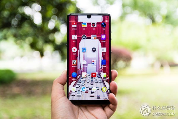 坚果r1现在是否还值得购买,坚果r1现在值得入手嘛