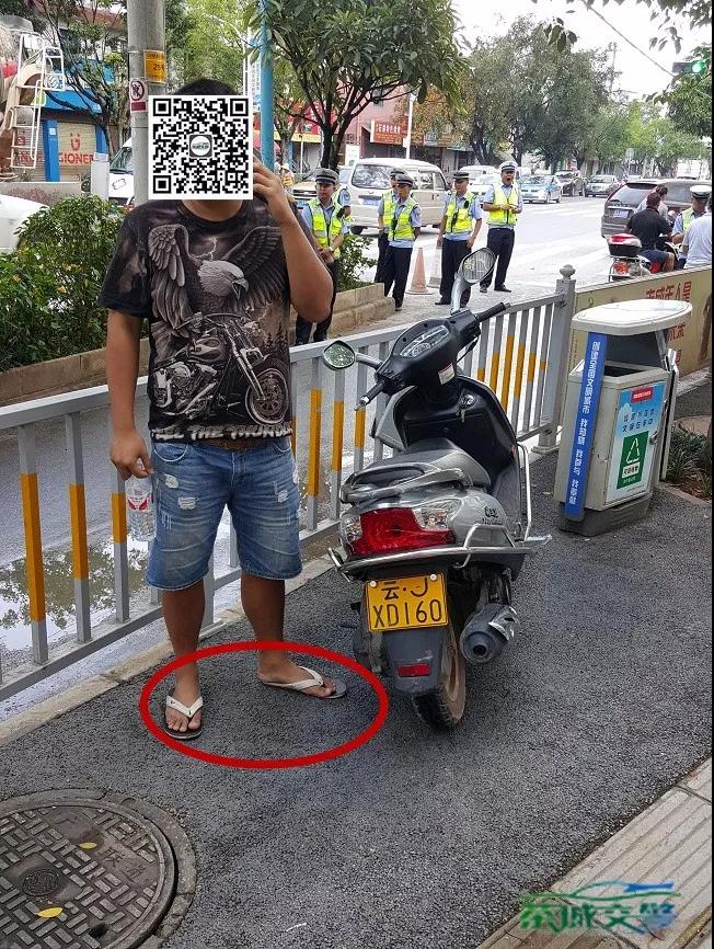 货车司机穿拖鞋驾驶违规吗,穿拖鞋开车车主知道吗