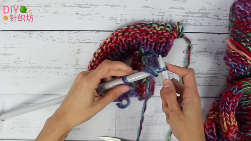 织毛衣教程时尚开衫,时尚棒针织毛衣的教程