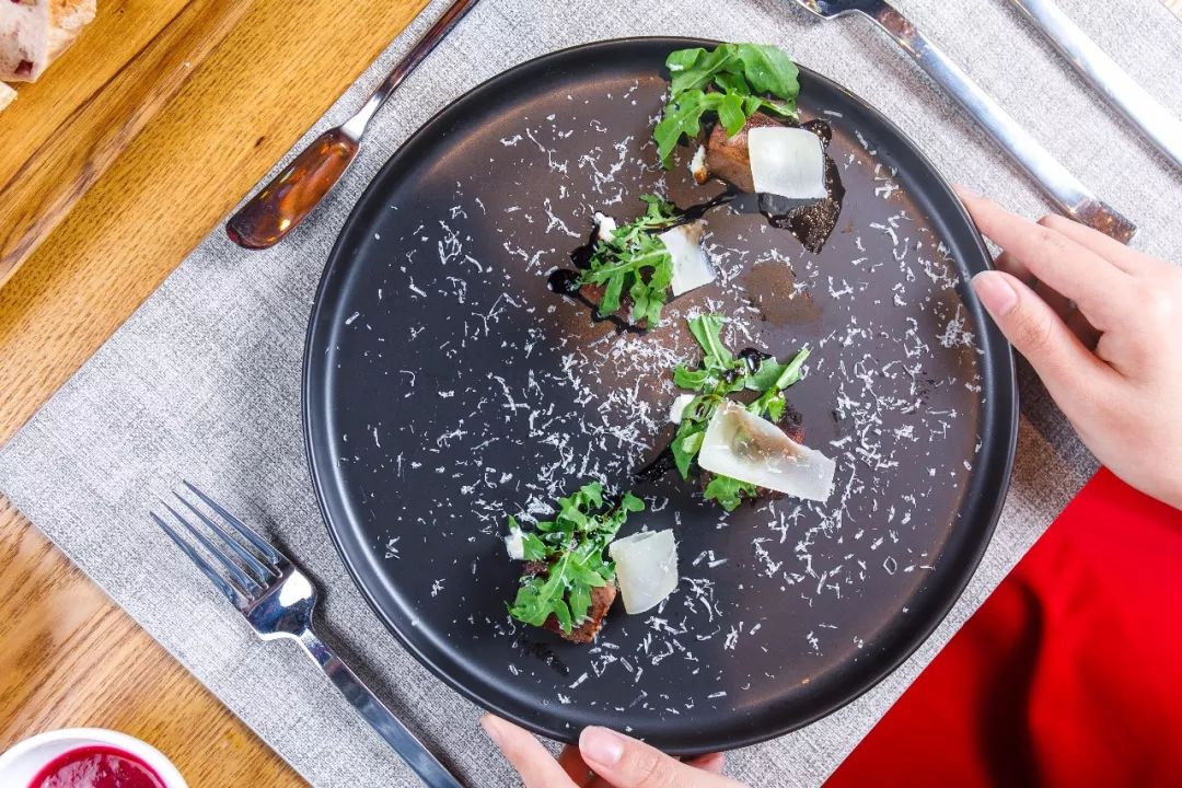 傲娇！藏在解放南路的「花园餐厅」只有6张桌！道明寺来也要预约